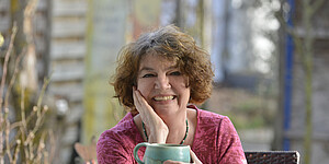 Claudia Vest